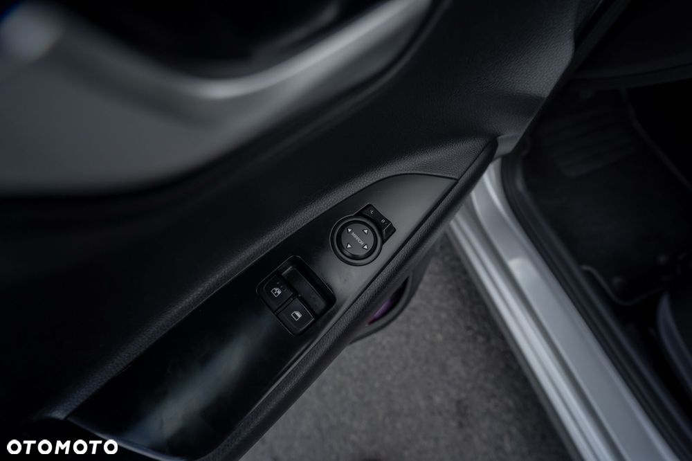 Kia Rio - 28