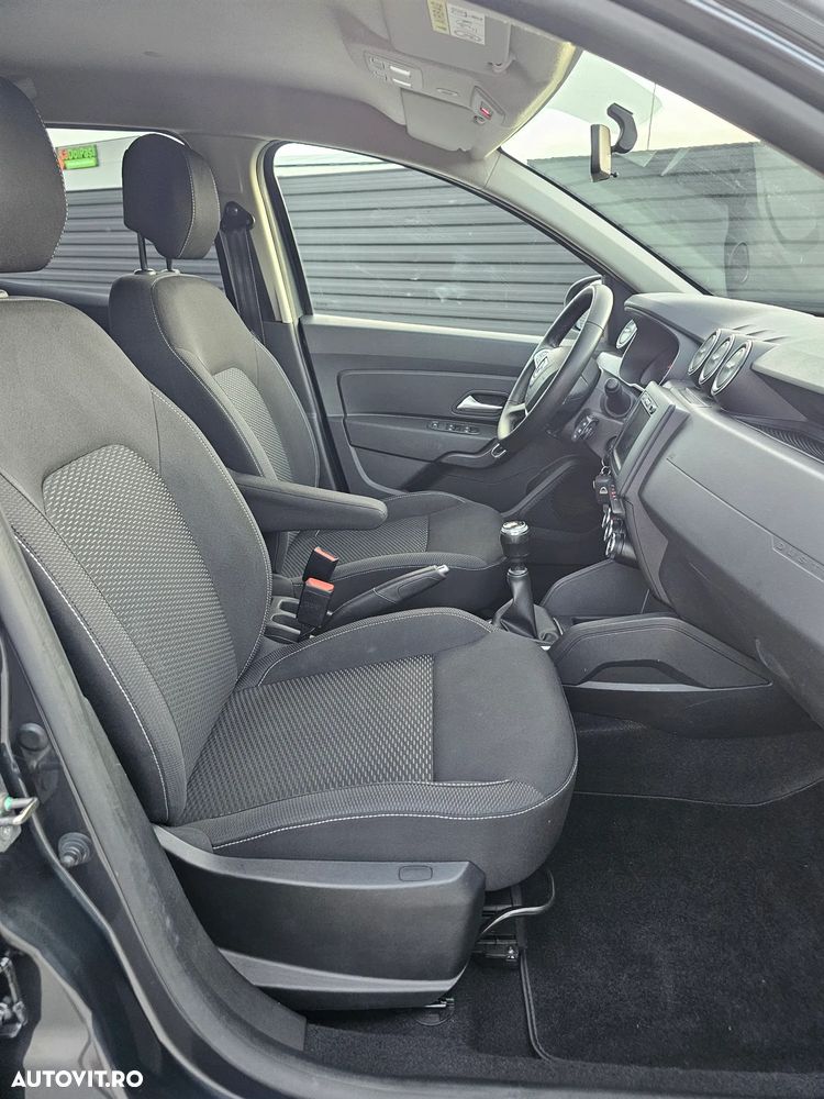Dacia Duster 1.6 SCe Prestige jante 17" - 14