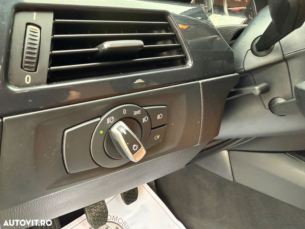 BMW Seria 3 320d Blue Performance Luxury Line - 15