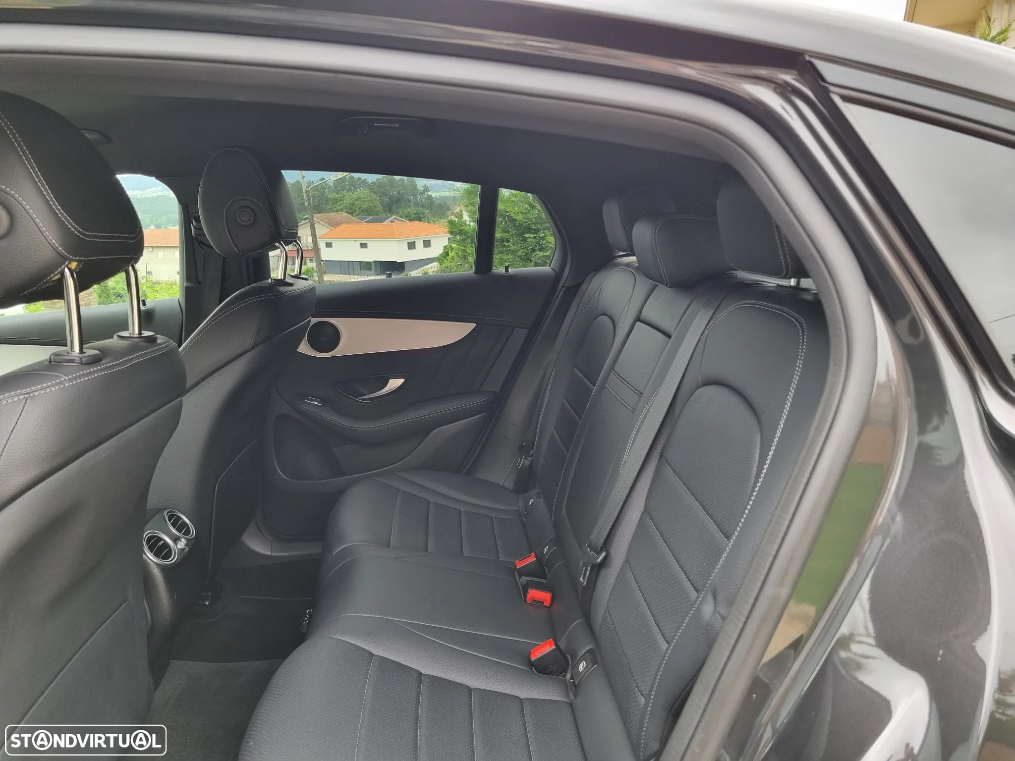 Mercedes-Benz GLC 300 de Coupé 4Matic - 21