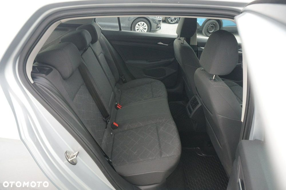 Volkswagen Golf VIII 2.0 TDI Life - 31