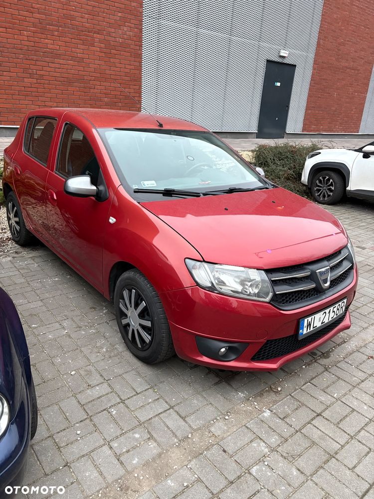 Dacia Sandero 1.2 16V 75 Celebration - 1