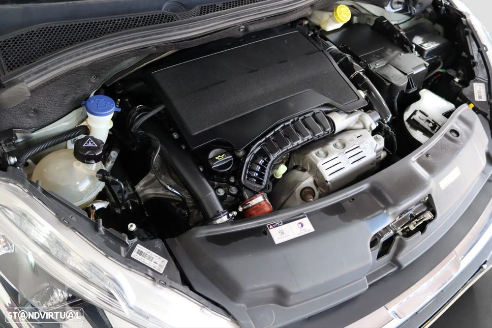 Peugeot 208 1.2 VTi Active - 16