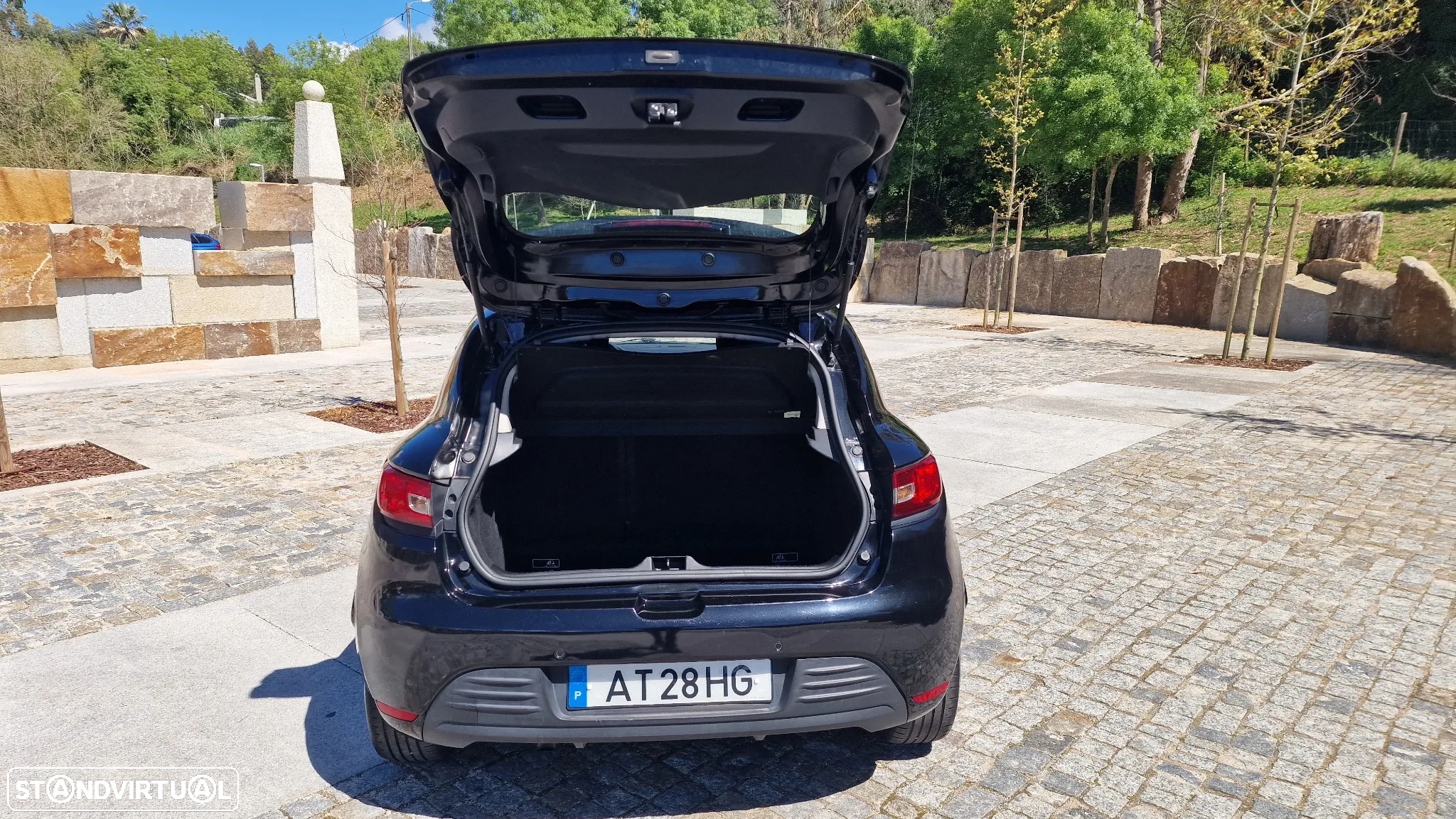 Renault Clio 1.5 dCi Zen - 9
