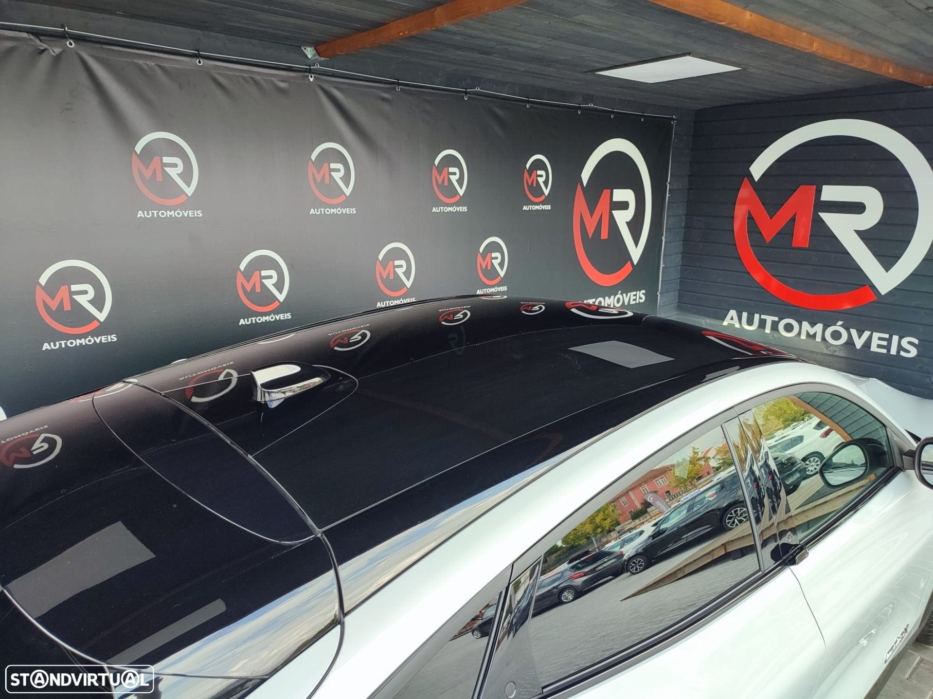 Ford Mustang Mach-E Premium AWD - 40