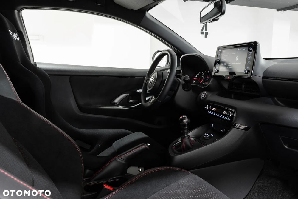 Toyota GR Yaris - 33