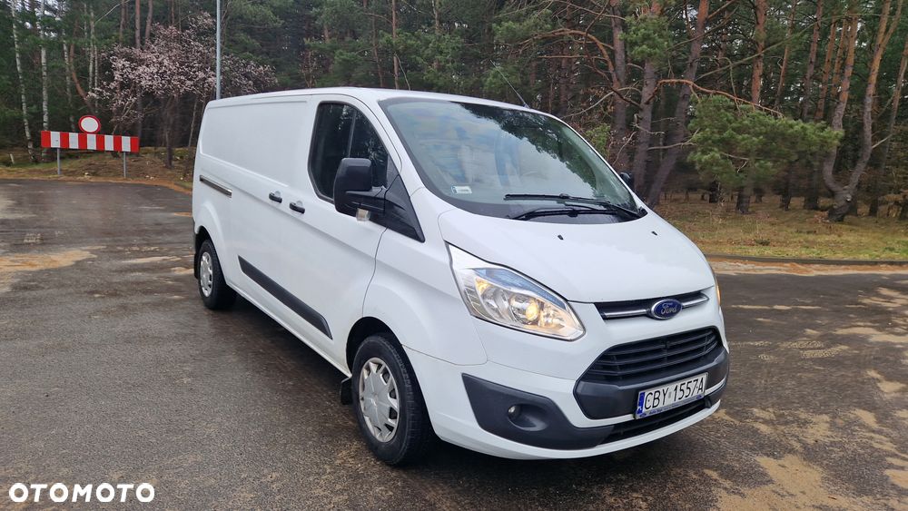 Ford TRANSIT CUSTOM - 3