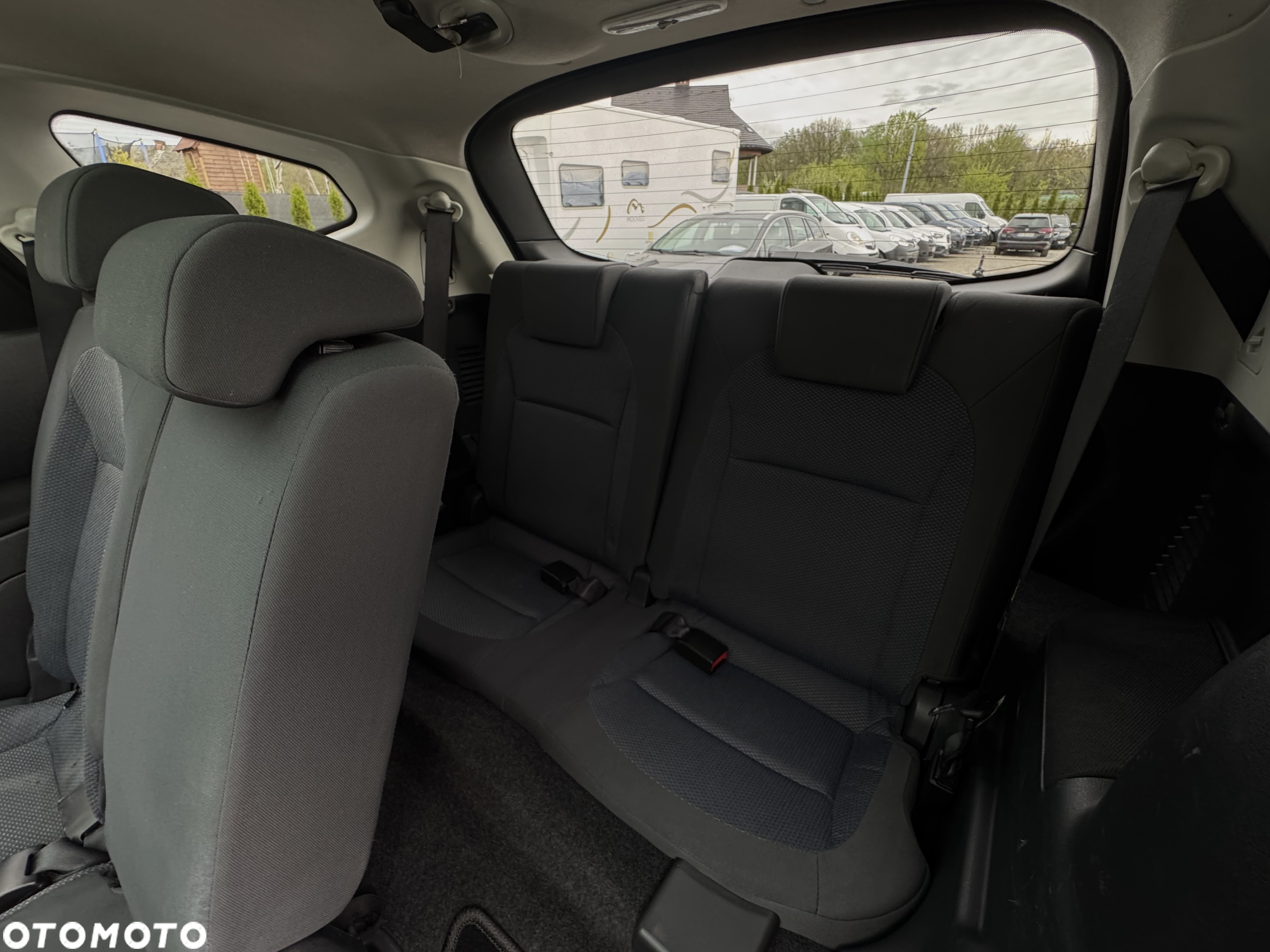 Nissan Qashqai+2 2.0 Visia - 36