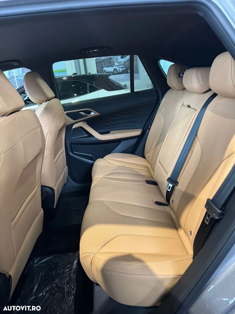 MG HS 1.5 T-GDi 7DCT Exclusive - 11