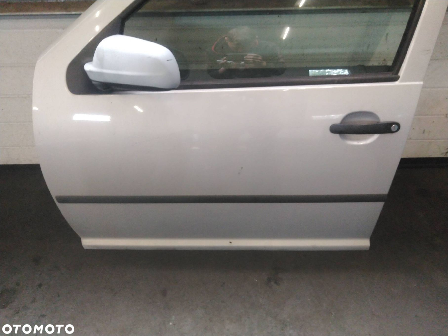 DRZWI KOMPLETNE LEWY PRZÓD VW BORA I - 2