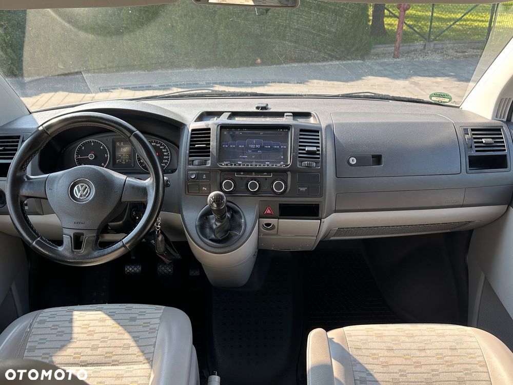 Volkswagen Transporter - 22