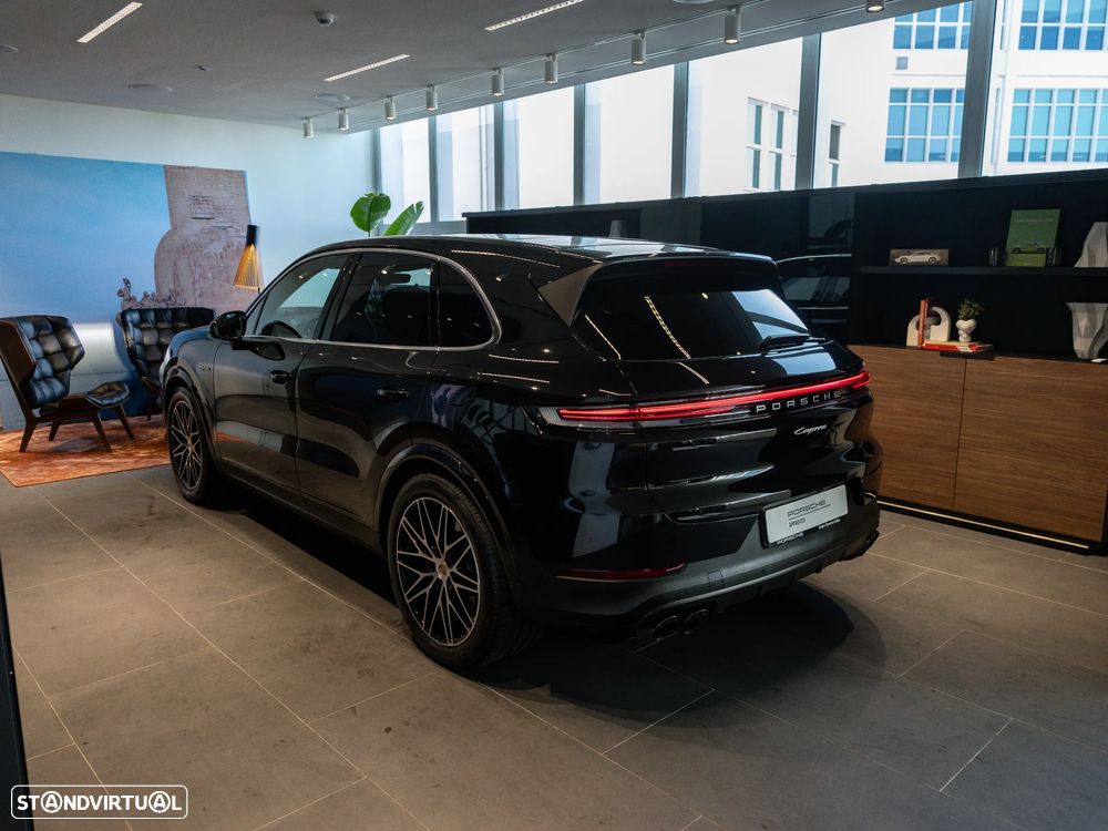 Porsche Cayenne E-Hybrid - 10