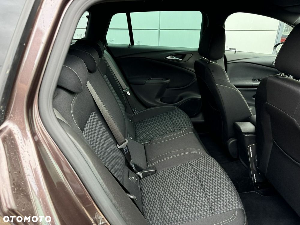 Opel Astra - 19