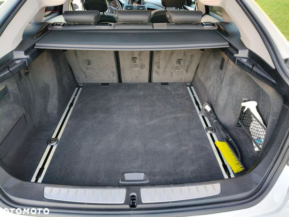 BMW 3GT 320d xDrive Sport Line sport - 38