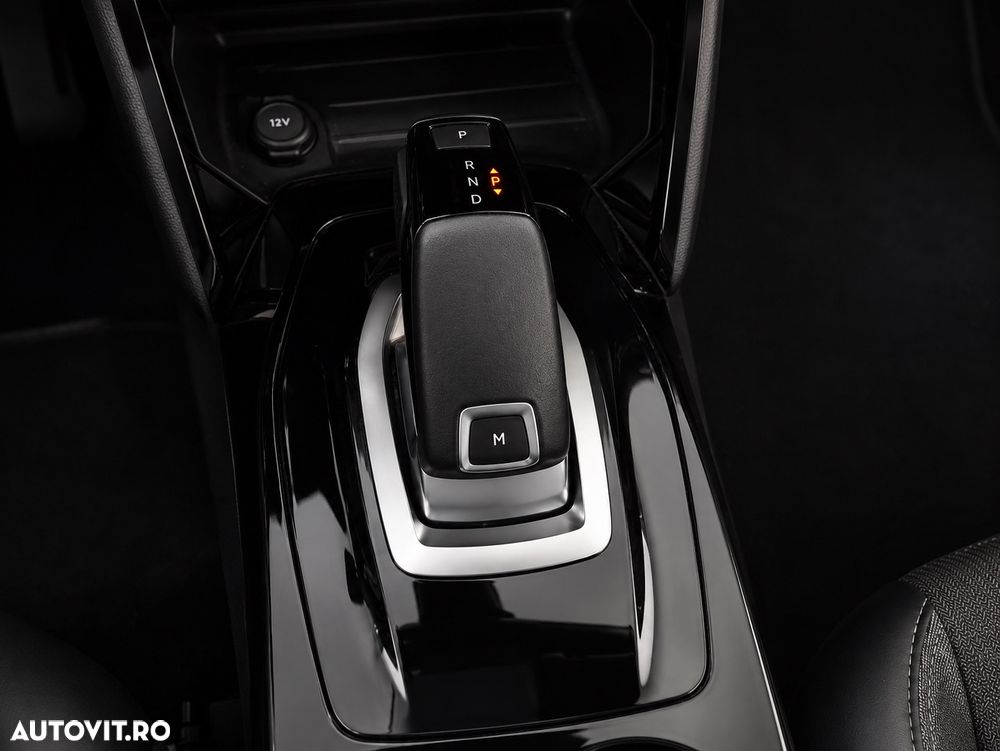 Peugeot 2008 PureTech 130 EAT8 Allure Pack - 12