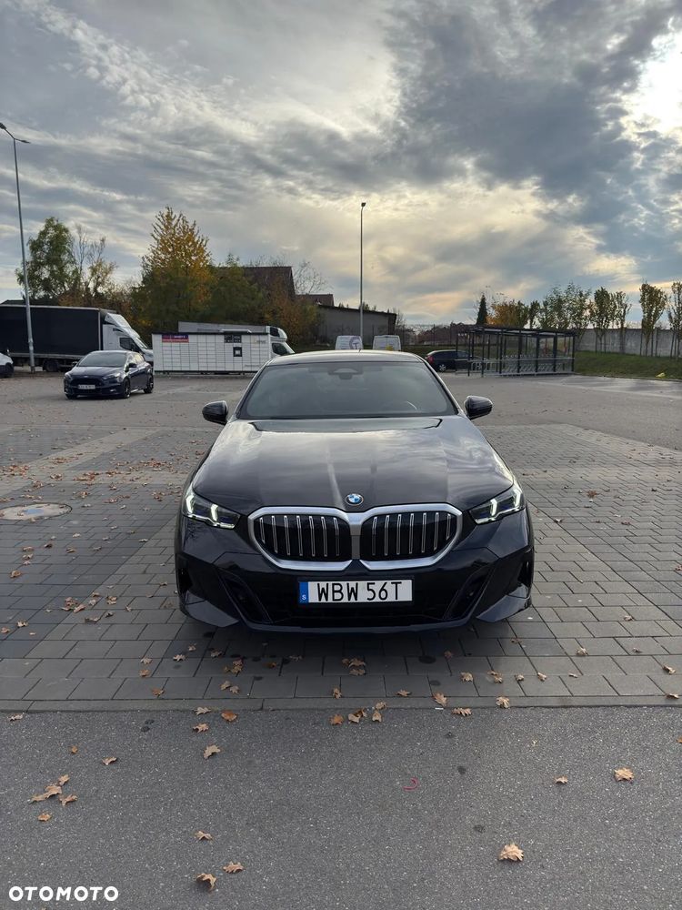 BMW Seria 5 520d xDrive - 2