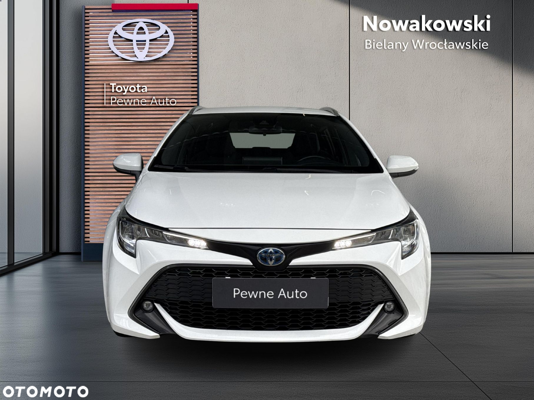 Toyota Corolla 1.8 Hybrid Comfort - 8