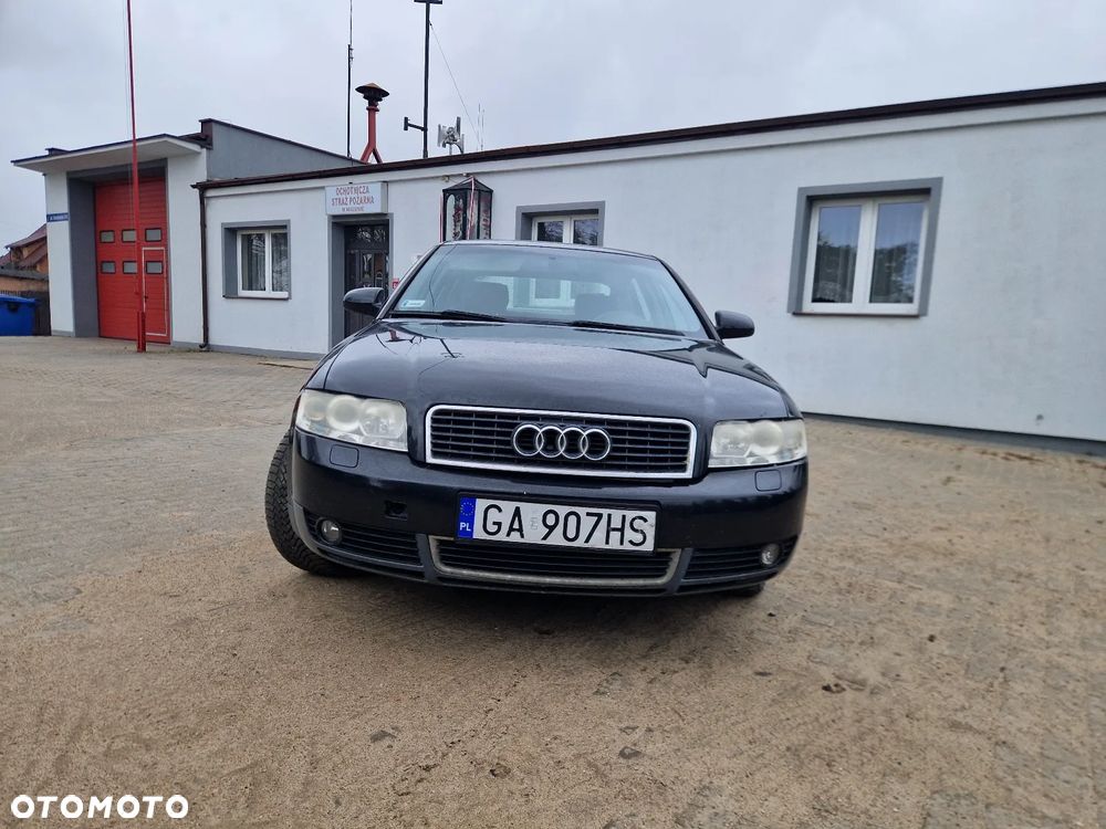 Audi A4 Limousine - 15