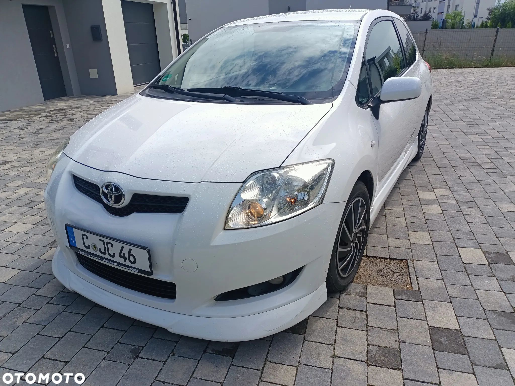Toyota Auris - 1