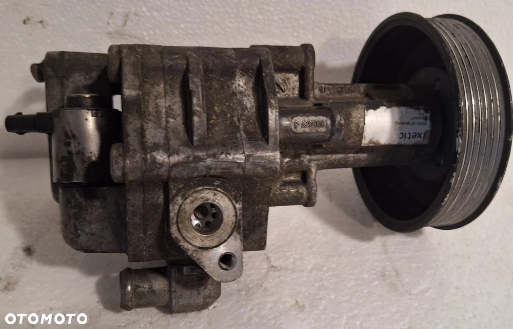 Pompa wspomagania BMW X5 E70 679646402 - 3