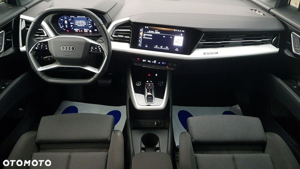 Audi Q4 e-tron - 12