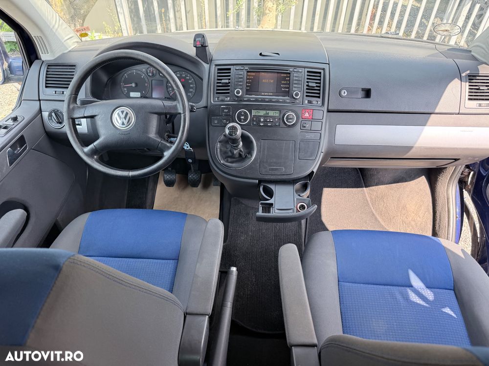 Volkswagen Multivan - 8