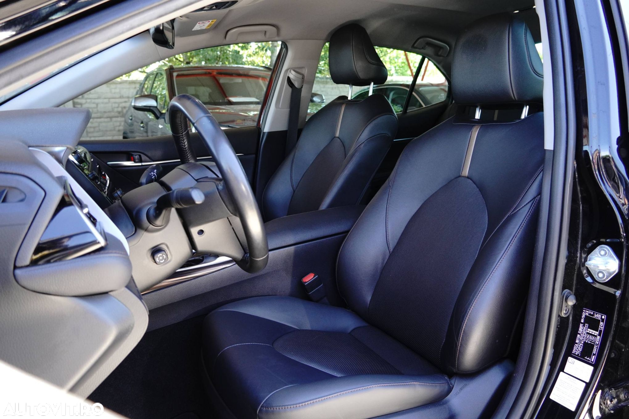 Toyota Camry - 8