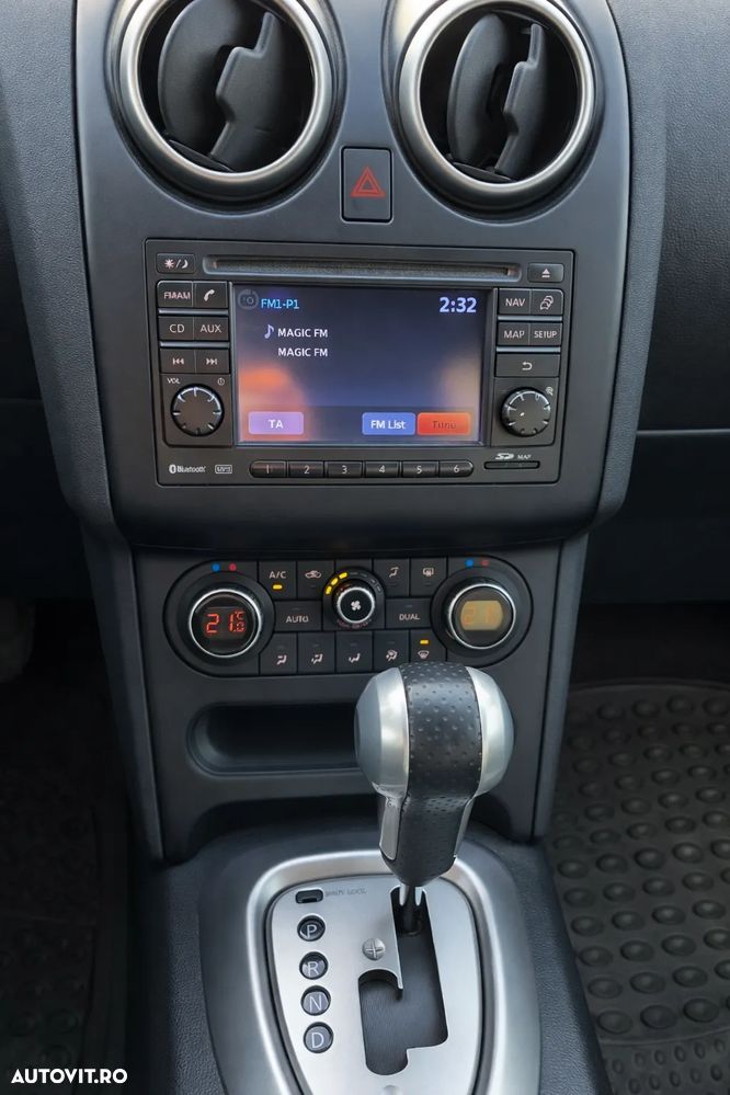 Nissan Qashqai 2.0 DCI 4 x 4 DPF Aut tekna - 7