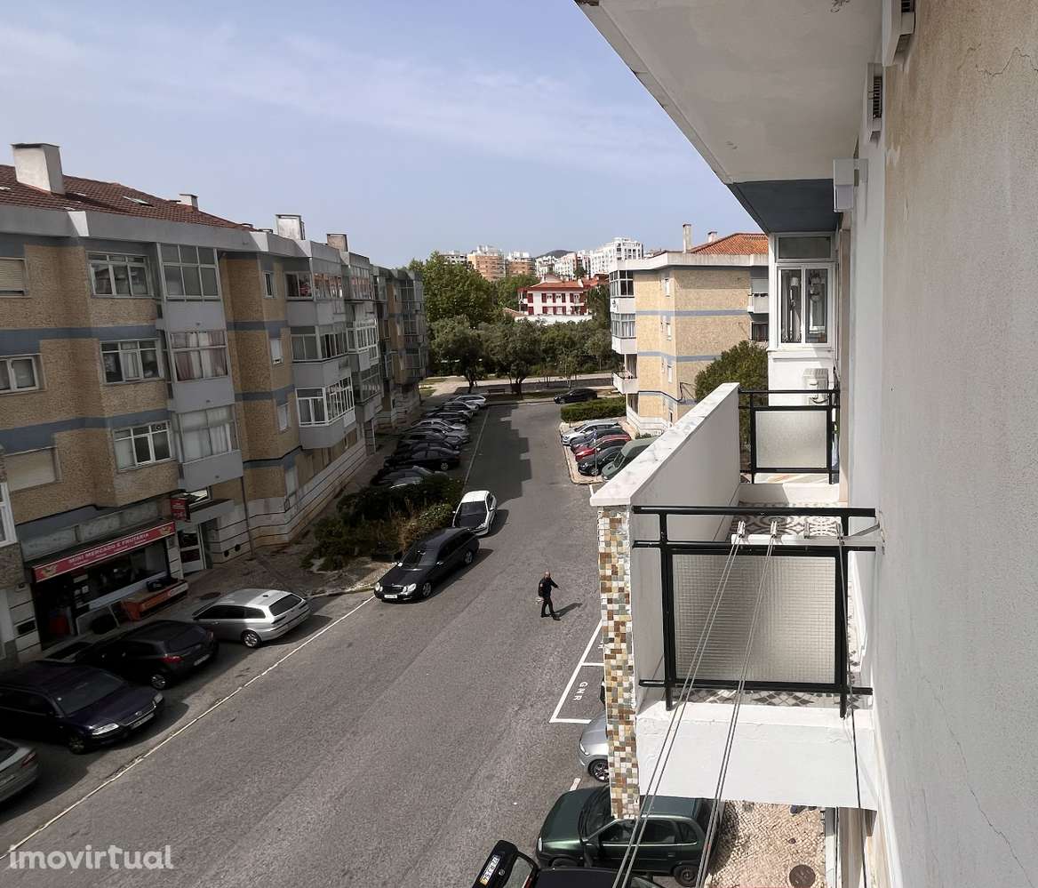 T2 totalmente renovado a estrear | 84m² | 2 varandas | Mem Martins - Grande imagem: 5/20