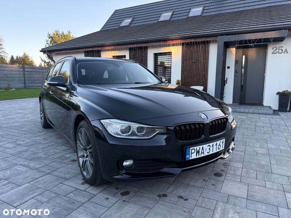 BMW Seria 3 320d Touring Sport Line - 12