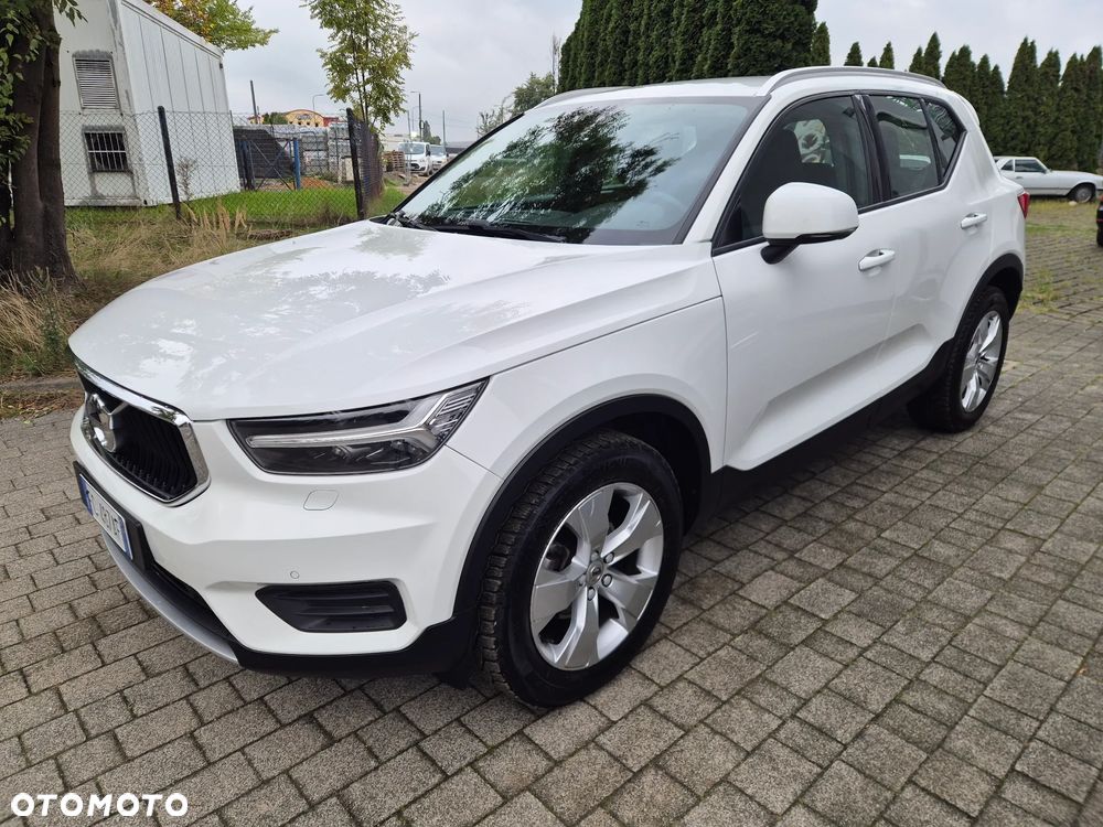Volvo XC 40 T2 Plus Bright - 2
