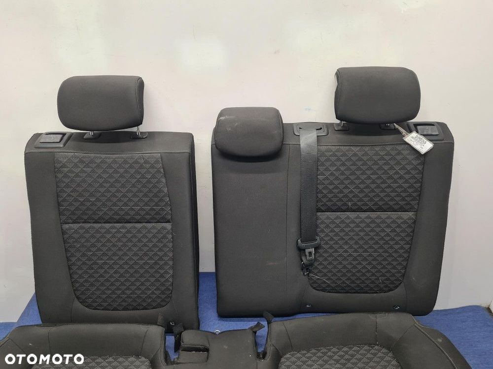 KIA RIO IV HB KANAPA TYLNA - 3