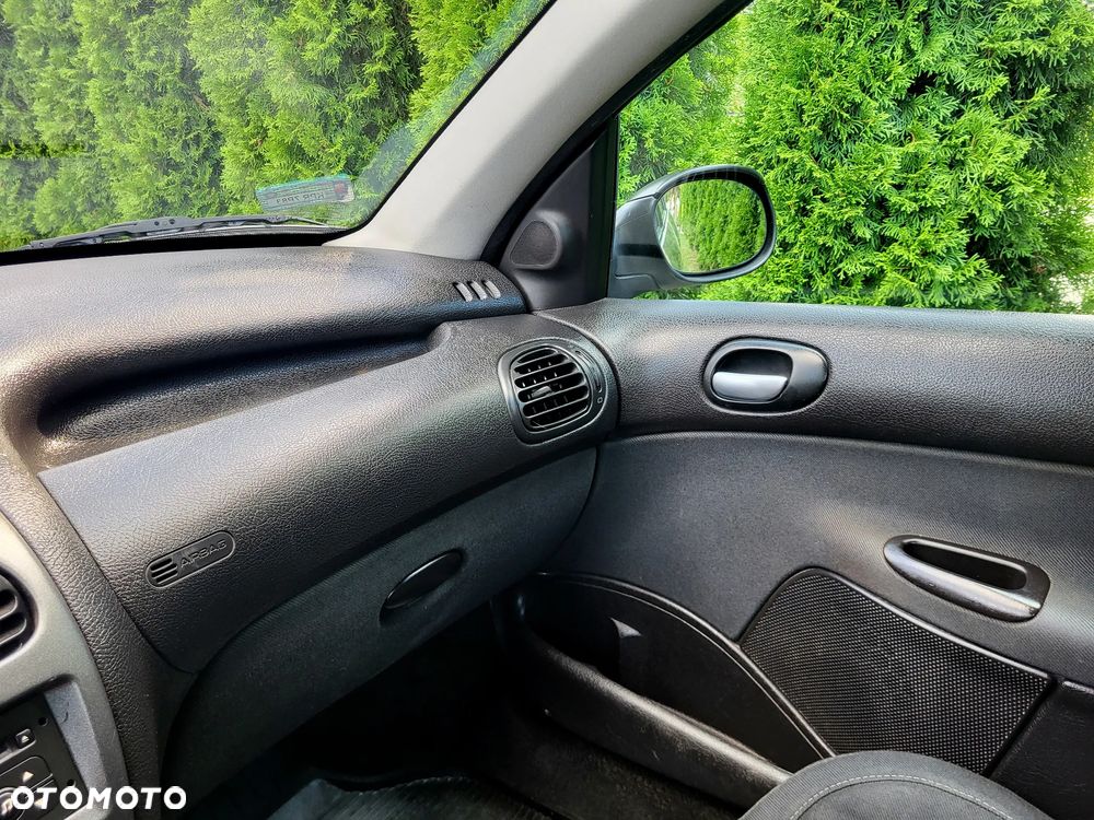Peugeot 206 1.6 HDI XS - 15