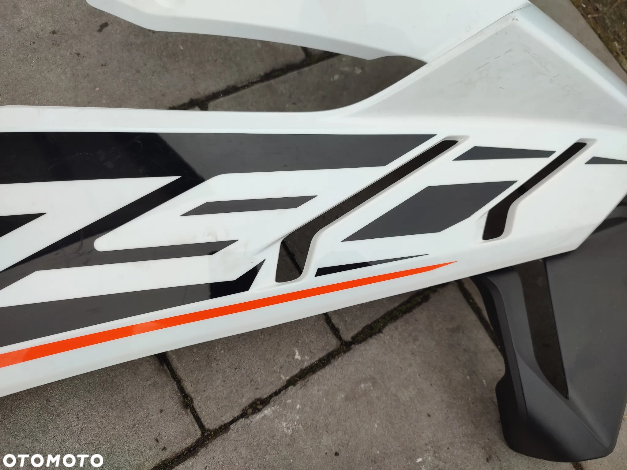 Owiewka, osłona prawa, bok, boczek prawy KTM 790 Adventure - 6