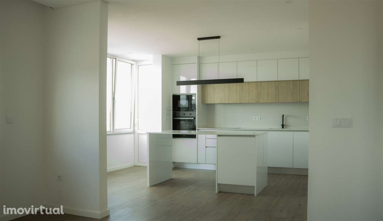 Apartamento T4 Duplex Totalmente Remodelado no Coração de Viseu - Grande imagem: 3/10