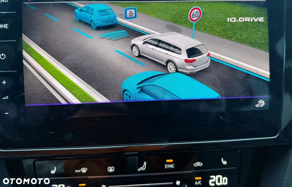 Volkswagen Passat 2.0 TDI SCR DSG 4Motion Elegance - 19