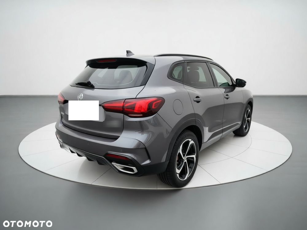 MG HS Luxury - 8