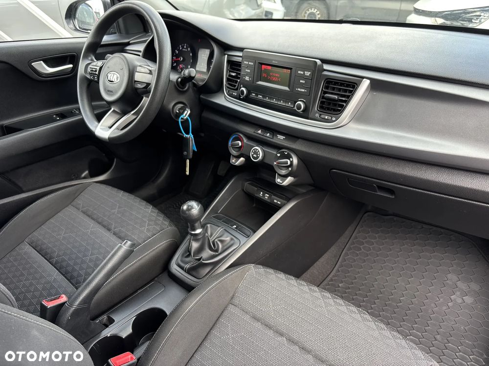 Kia Rio 1.2 M - 11