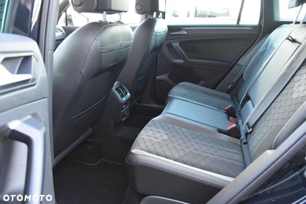 Volkswagen Tiguan 1.5 TSI EVO R-Line DSG - 31