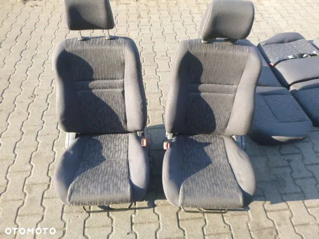 FOTEL FOTELE LEWY PRZÓD PRAWY PRZÓD + TYLNA KANAPA KOMPLET TOYOTA COROLLA E12 3D HB 01-07 - 10