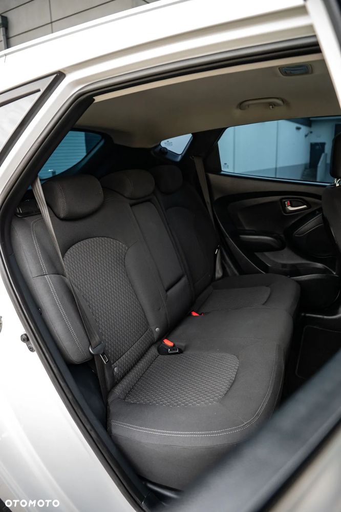 Hyundai ix35 1.6 2WD UEFA EURO 2012 Edition - 18