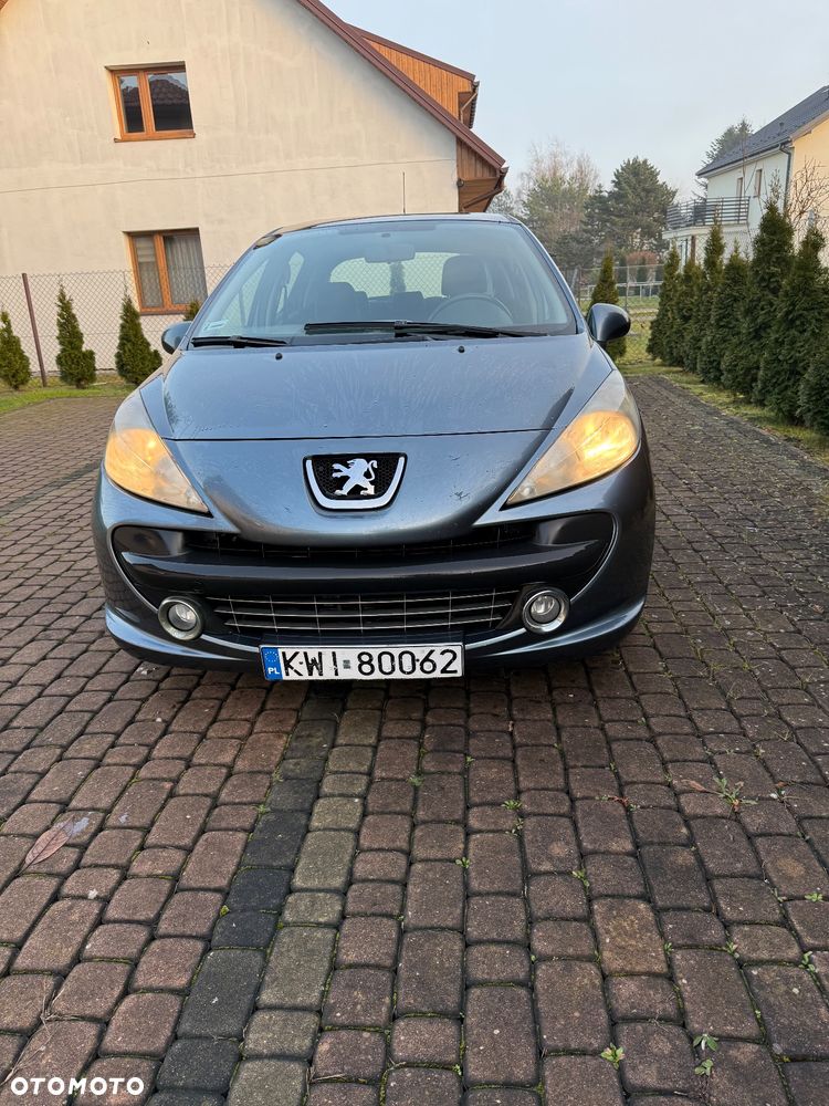 Peugeot 207 - 2