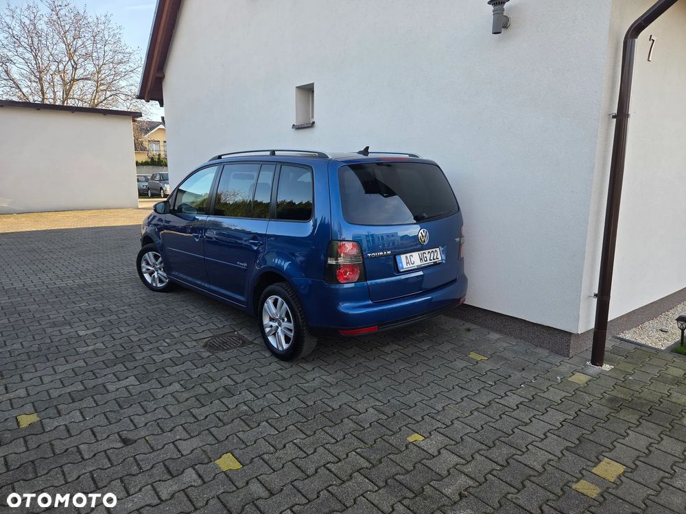 Volkswagen Touran 1.4 TSI DSG Freestyle - 3