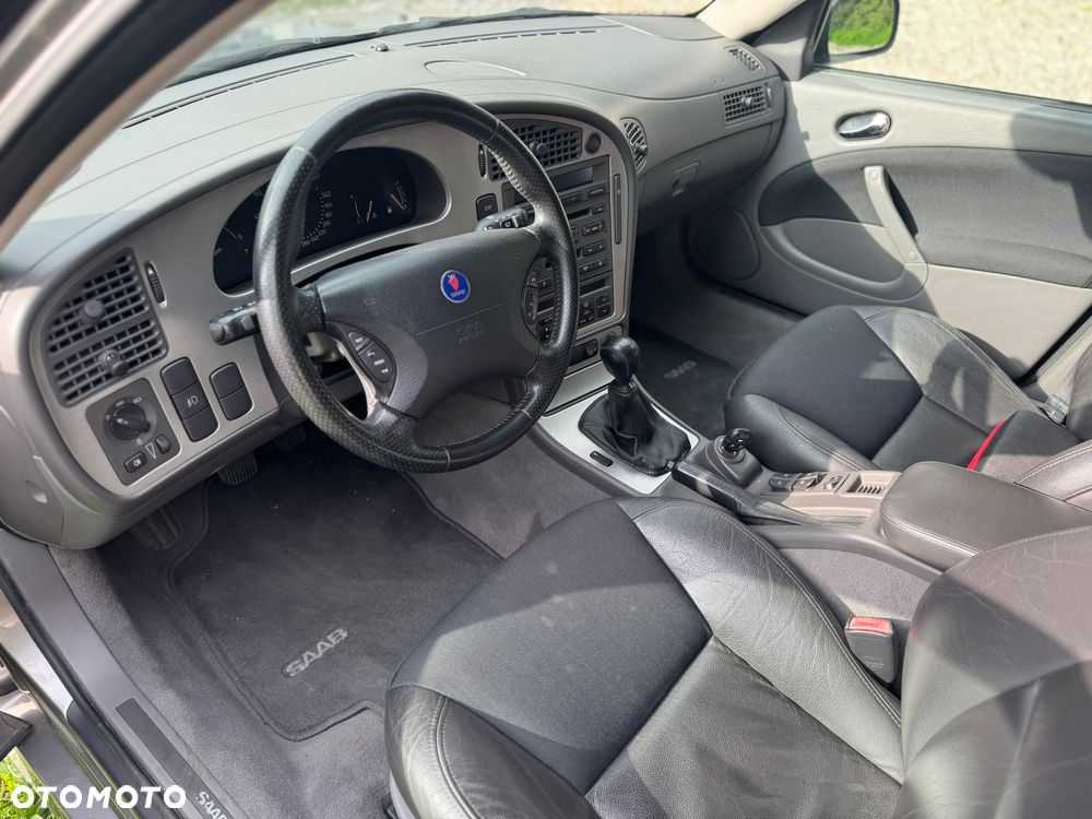 Saab 9-5 2.3 TS Aero - 10
