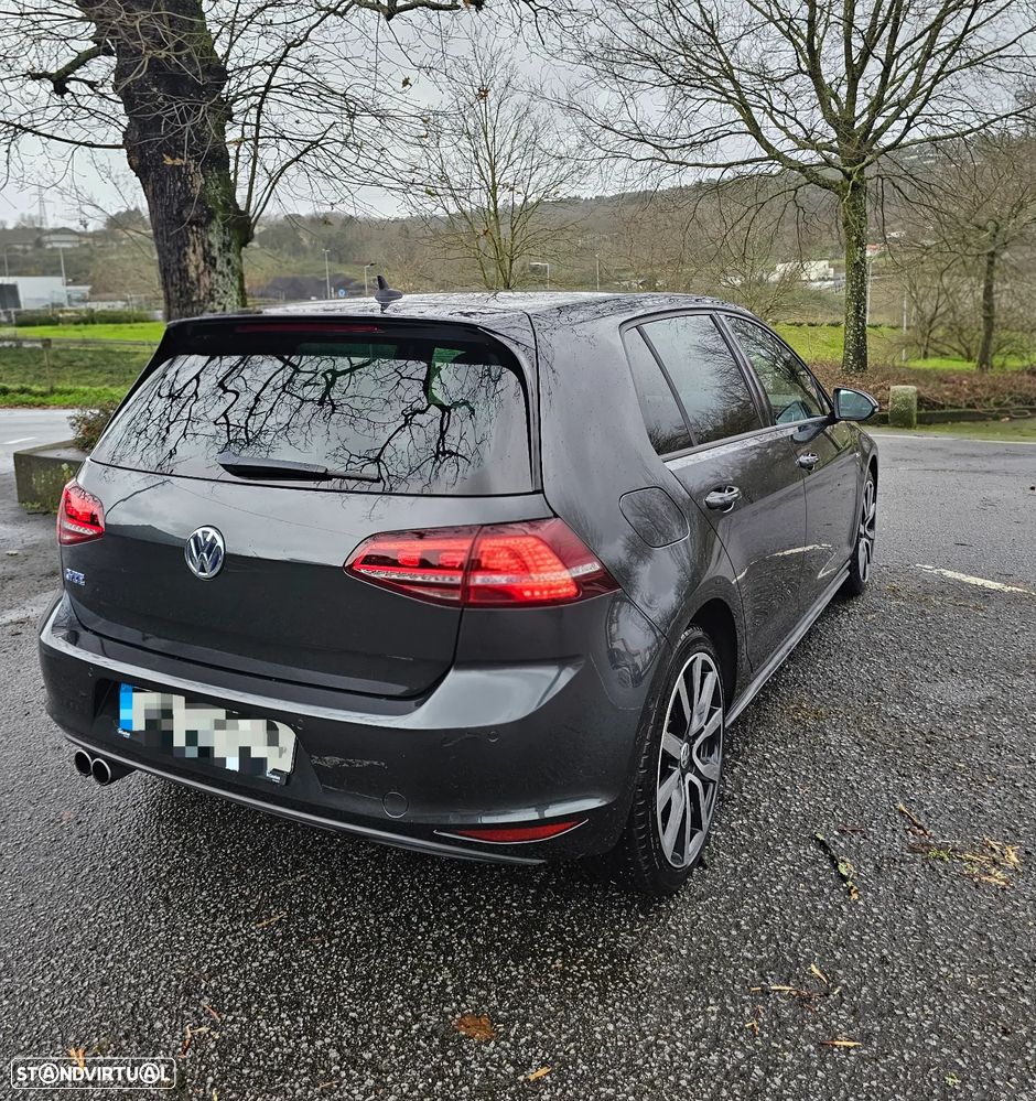 VW Golf 1.4 GTE Plug-in - 4