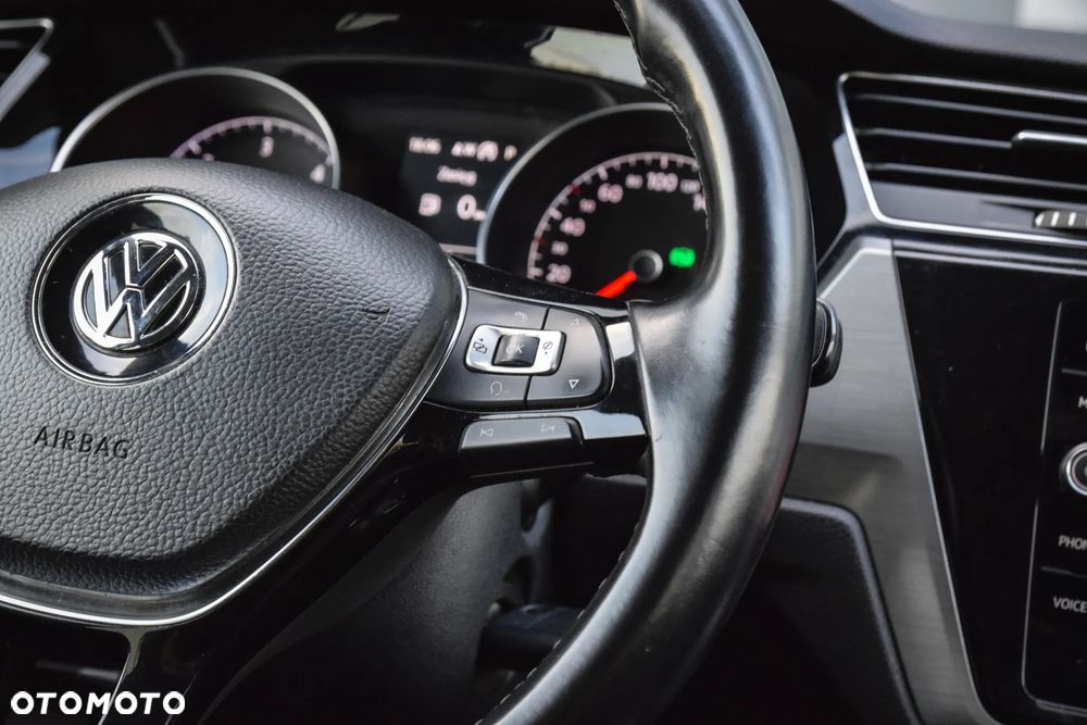 Volkswagen Touran 2.0 TDI BMT Comfortline DSG - 30