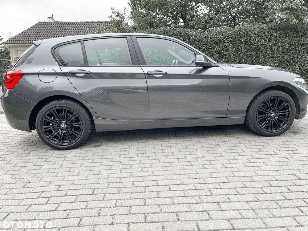 BMW Seria 1 116i - 5
