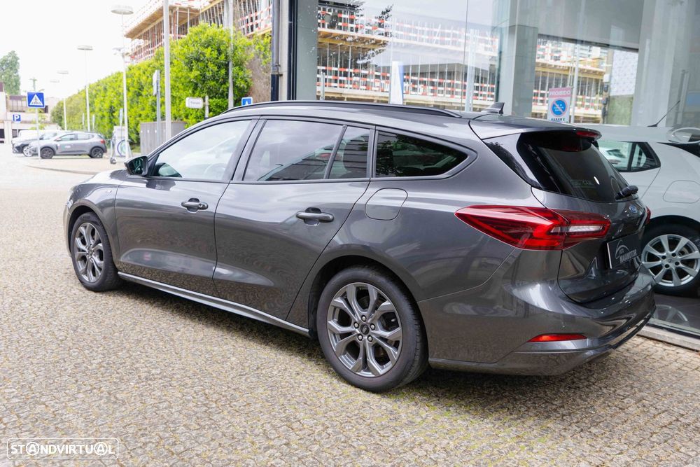 Ford Focus SW 1.0 EcoBoost MHEV ST-Line - 23