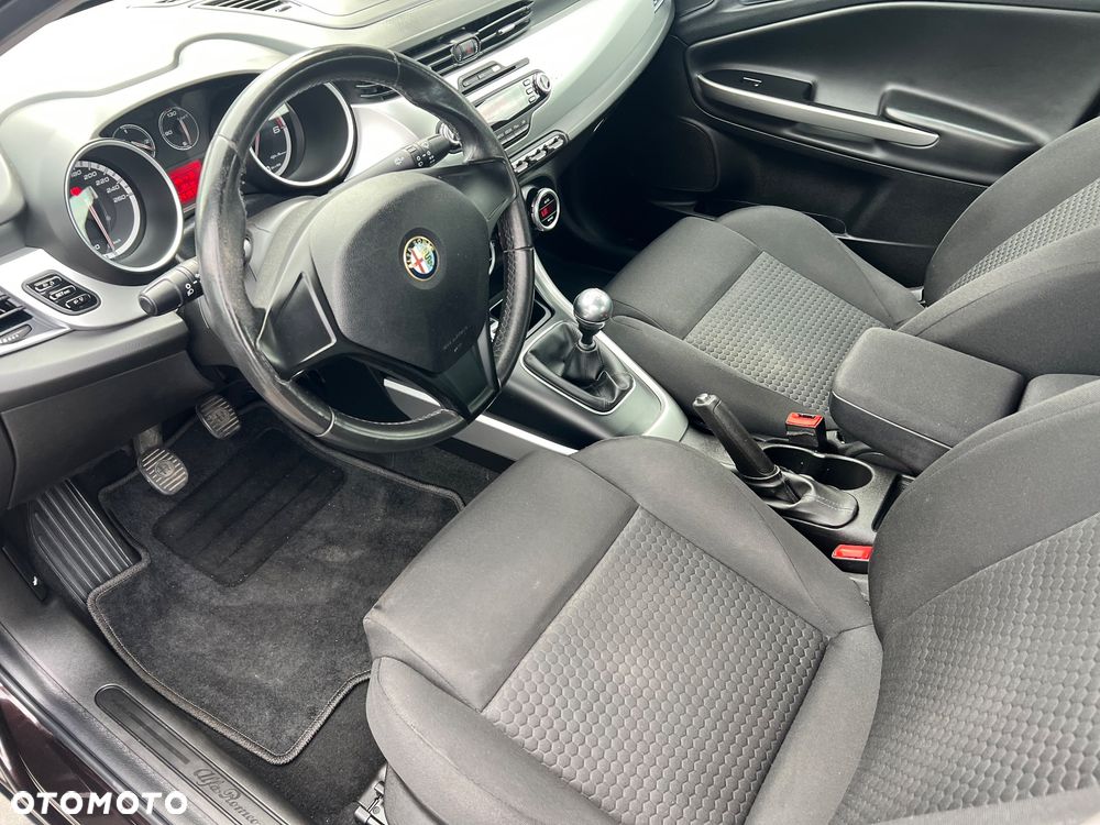 Alfa Romeo Giulietta 1.6 JTDM Sprint - 12