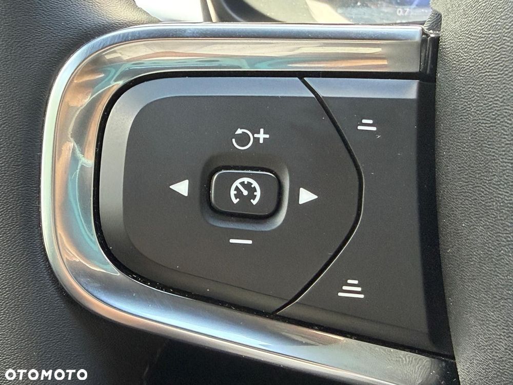 Volvo XC 40 - 11